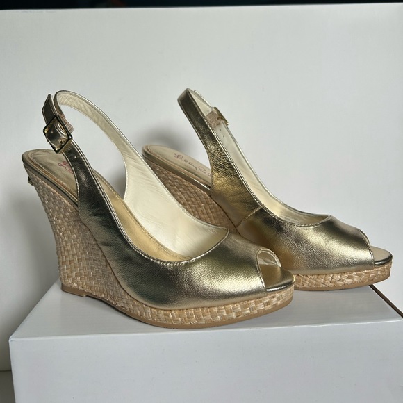 Lilly Pulitzer Gold Gigi Wedge - Picture 1 of 11